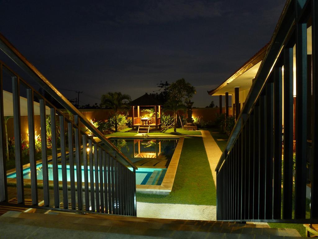 Puri Hasu Bali Hotel Ungasan Exterior foto